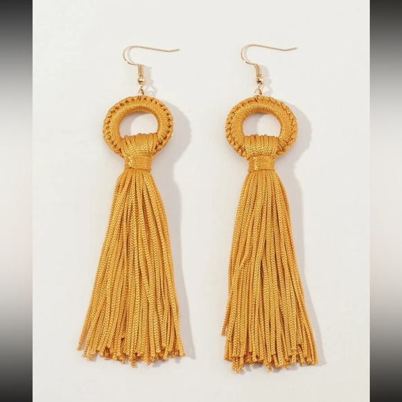 FREE ORDER ADD ON: SHEIN Mustard Yellow Circle & Tassle Dangle Earrings - Picture 2 of 3